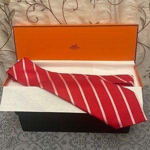 Hermes Mens Orange & Silver Stripes Tie. Mint Condition BOX INCLUDED!